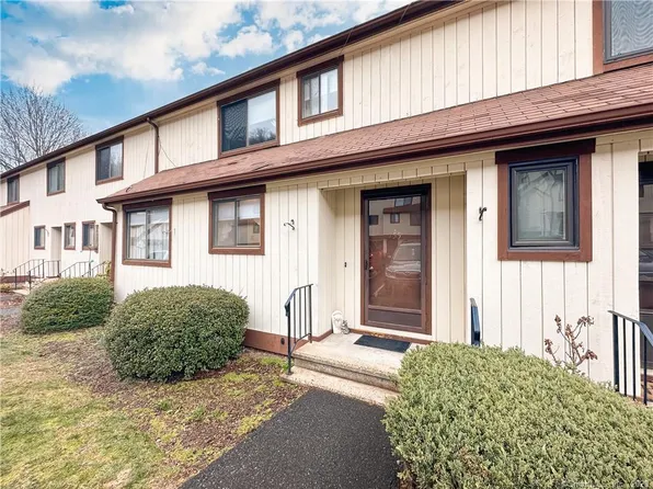 155 Beacon Hill Common #155, Beacon Falls, CT 06403