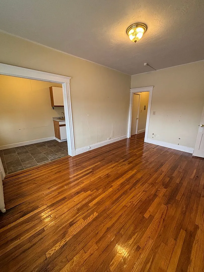 Affordable Studio In Allston | One Month Free Rent | Near The Green Line — Photo 2