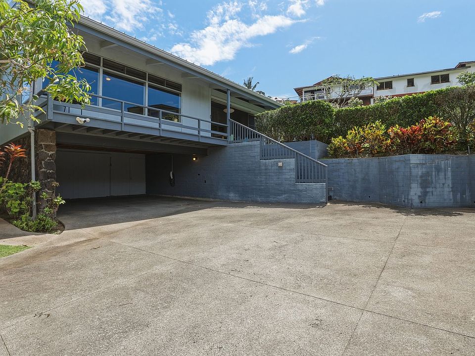 1st image of 259 Kaelepulu Dr