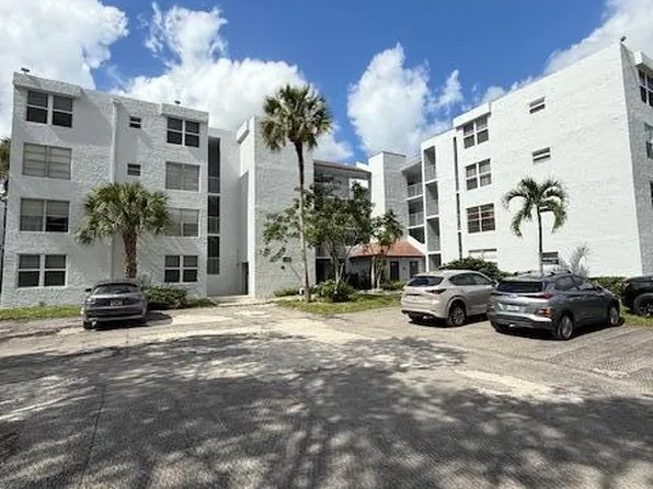 9440 Live Oak Pl APT 402, Davie, FL 33324