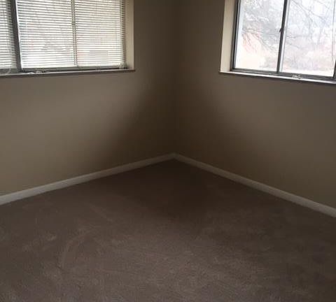 5th image of 818 Francis Pl