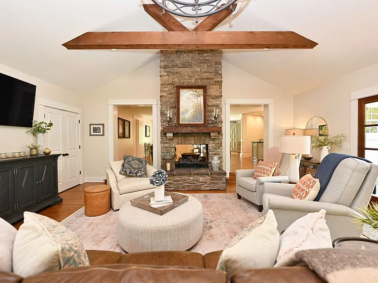 5102 Jackson Ln — Photo 12