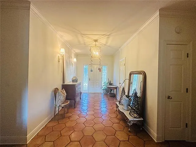 4 bed, 3.0 bath, 3613 sqft, $4,000 — Photo 3