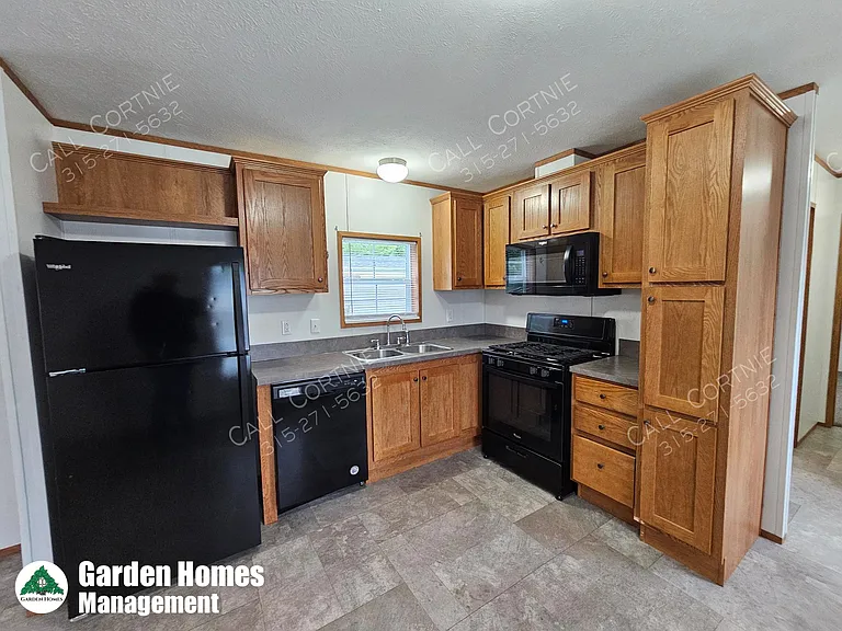 46 Pine Cir — Photo 4