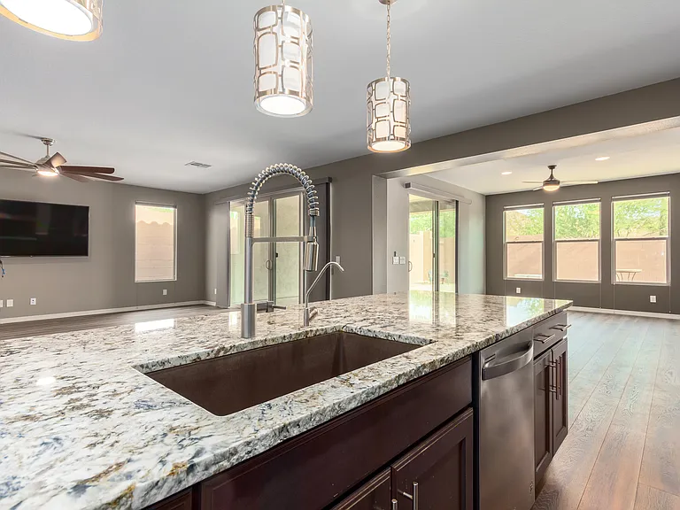 27025 N 69th Ln — Photo 8