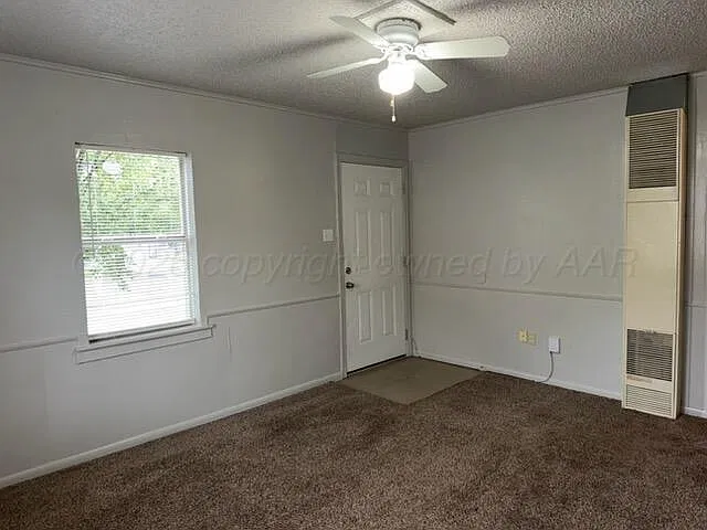 2 bed, $900 — Photo 4