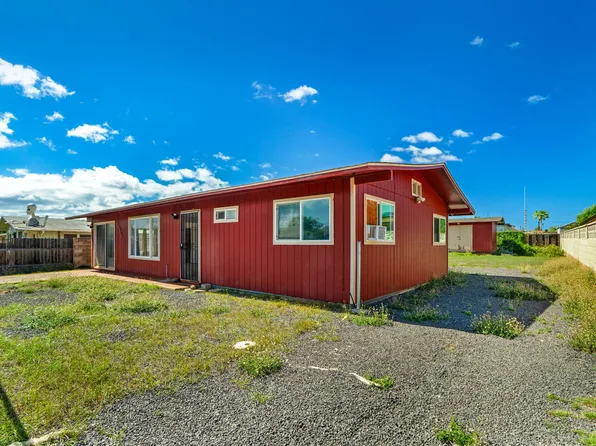 4549 Nanamua St, Kekaha, HI 96752