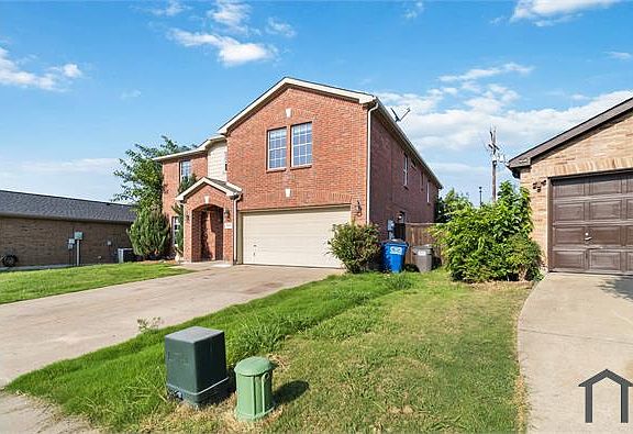 3rd image of 1605 Jewel Ln