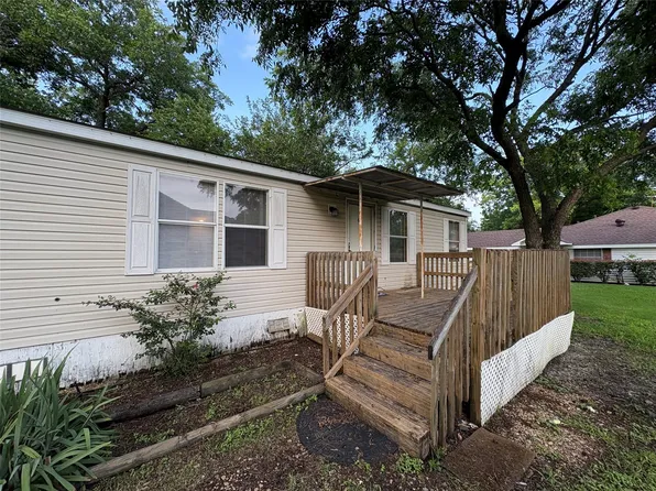 307 W Merritt Ave, Ennis, TX 75119