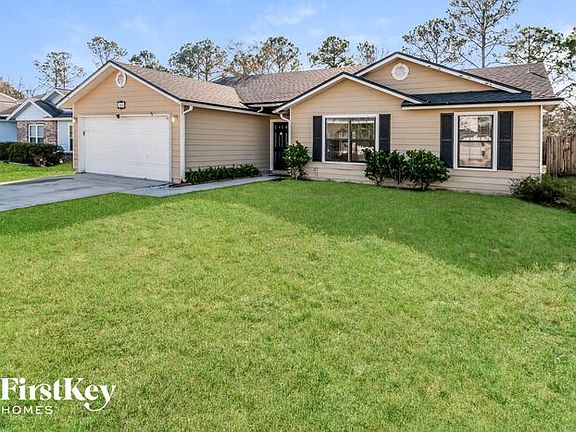 2nd image of 7846 Moss Pointe Trl W