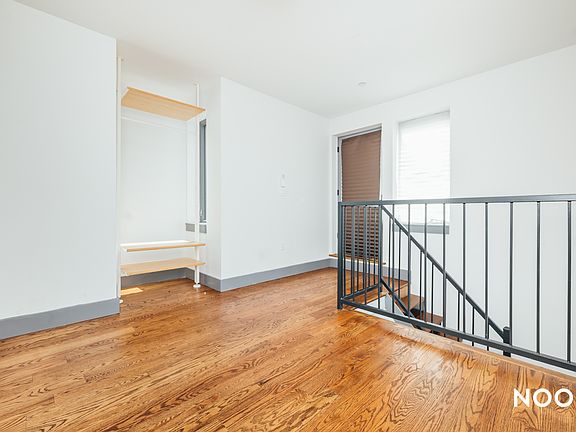 4th image of 1014 Carroll St #4D