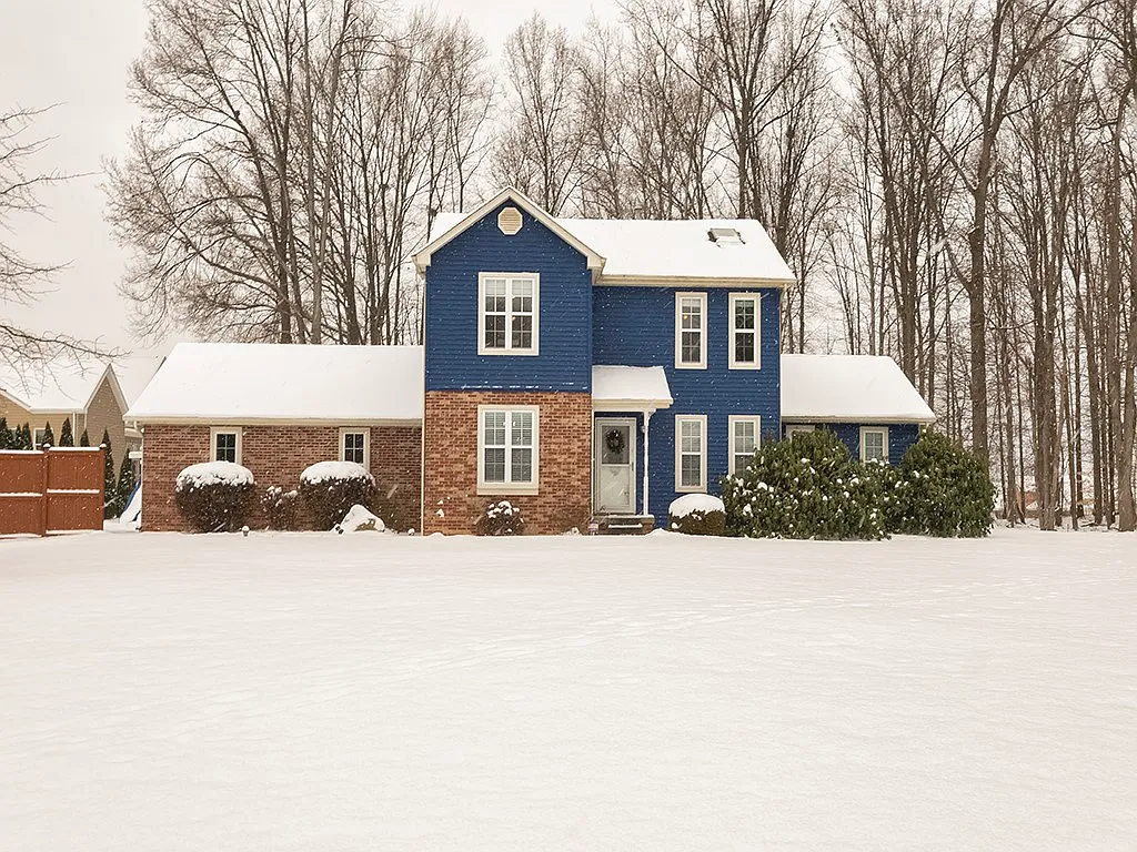9 Forest Glen Dr photo 1