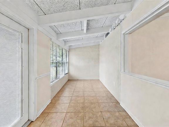 Entry/exit to backyard