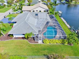 122 Queen Bess Ct, Fort Pierce, FL 34949