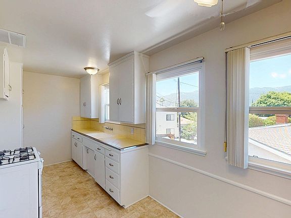 2nd image of 4123-25 Ocean View Blvd #4123