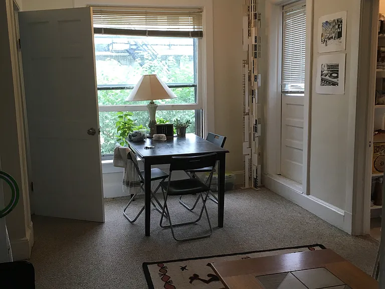 315 N Thayer St #7 — Photo 8