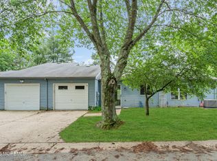 846A Winchester Court, Manchester, NJ 08759