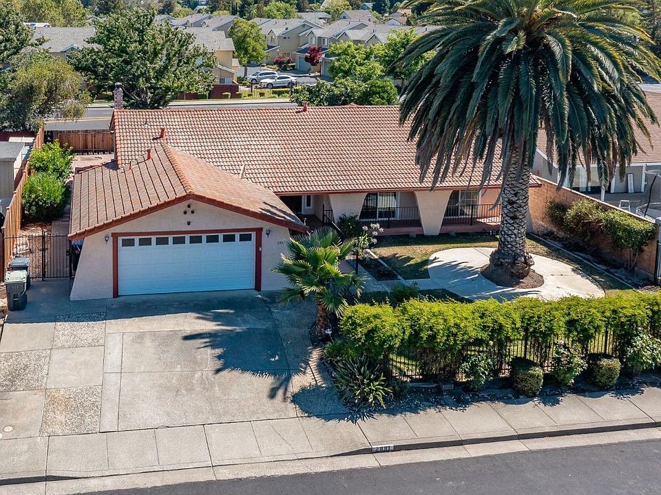 1st image of 2881 Calaveras Dr