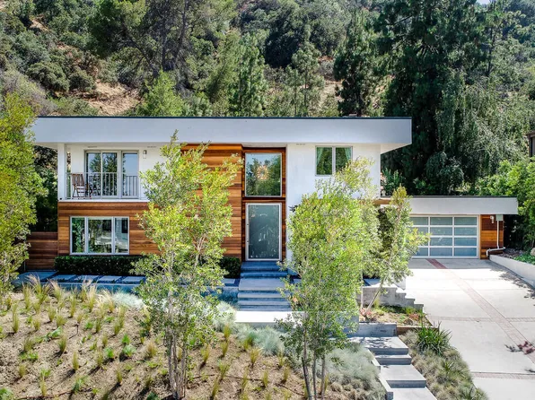 10832 Wrightwood Ln, Studio City, CA 91604