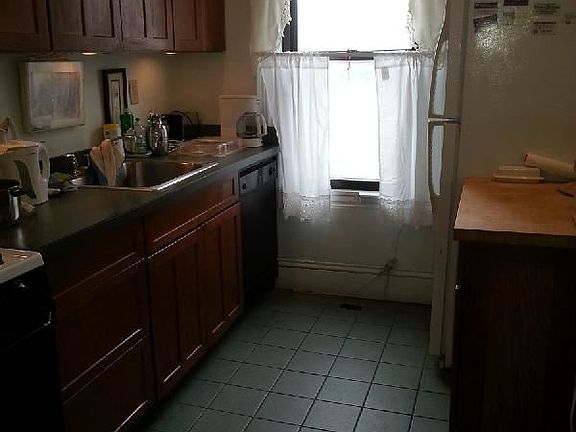 9 Worthington St 1