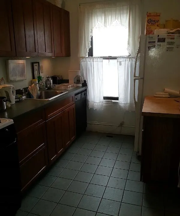 9 Worthington St 1