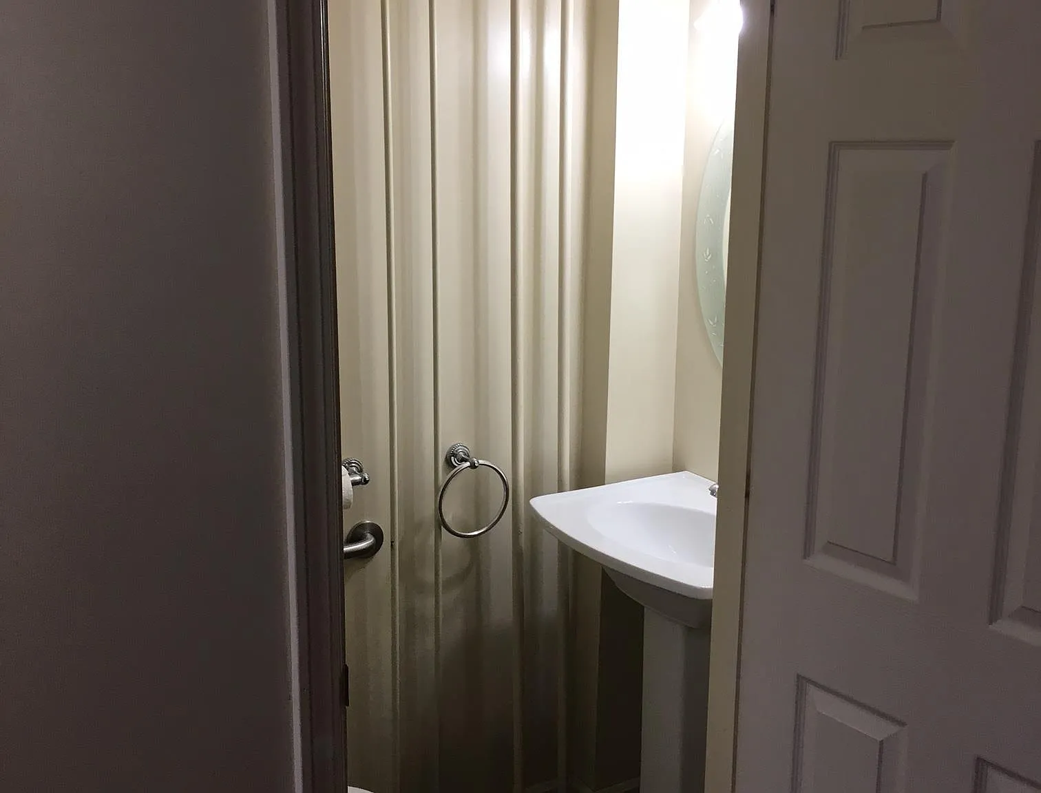 3 bed, 1.5 bath, $1,100 — Photo 4