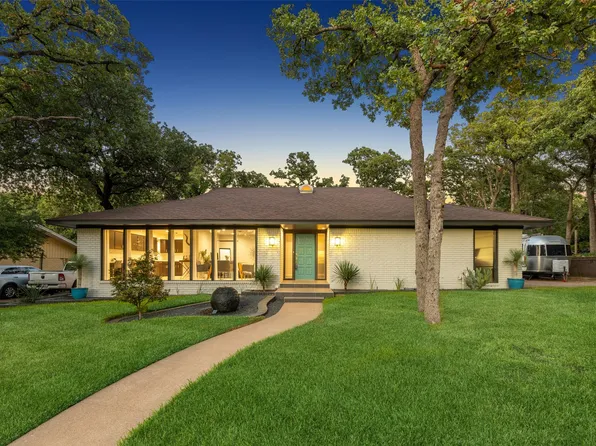 805 Valley Oaks Ln, Arlington, TX 76012