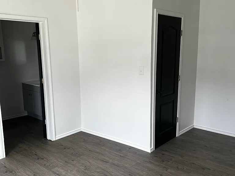 522 W Alice Ave #1 — Photo 10