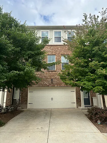 3735 Davis Cir Photo 1