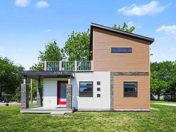 9740 Maple St, Bridgman, MI 49106