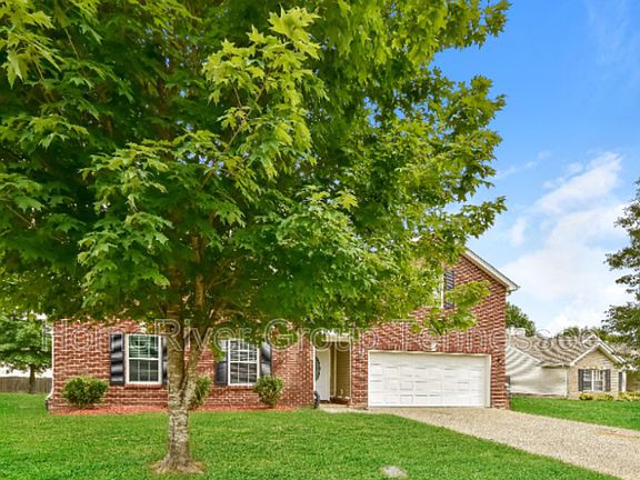 3rd image of 105 Savannah Ct