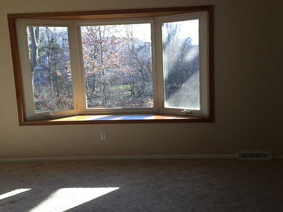 5th image of 6413 Huntington Dr