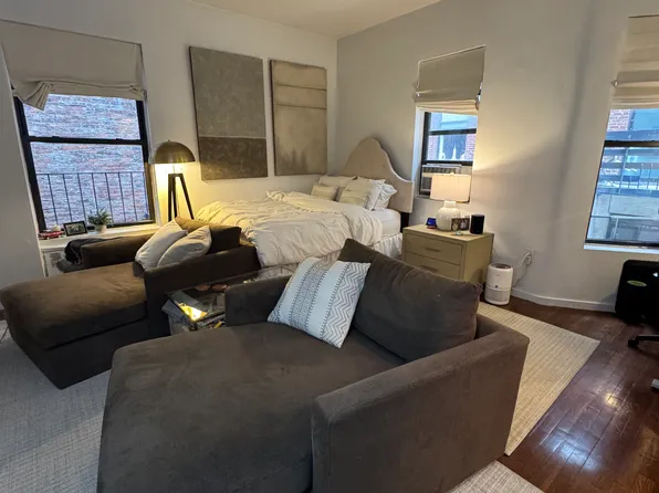 102 East 31st Street image 1 of 5