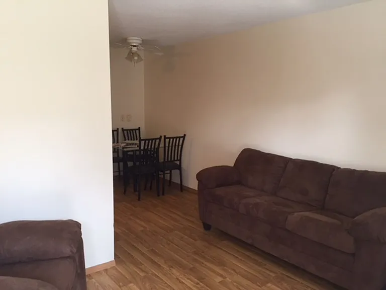 1301 E Harding Dr — Photo 10