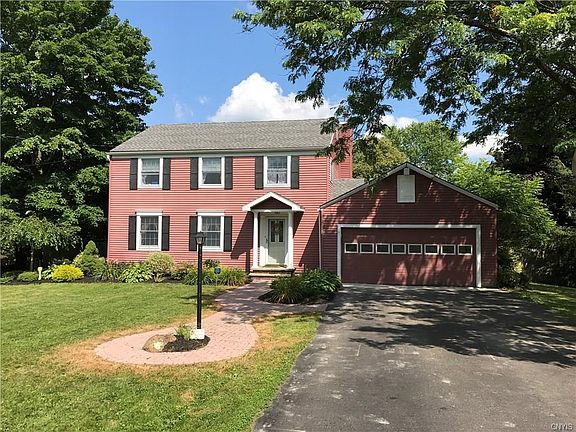 2nd image of 3982 Fieldcrest Dr