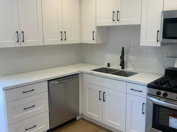 11746 Bellagio Rd, Los Angeles, CA 90049