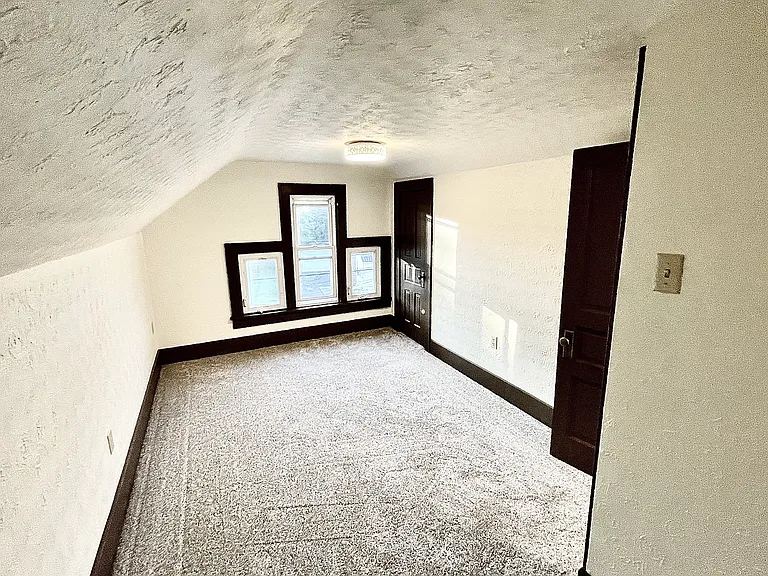 76 Forest Hills Dr #C — Photo 3