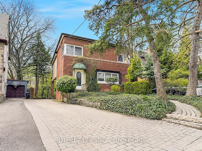 6 Nesbitt Dr — Photo 2