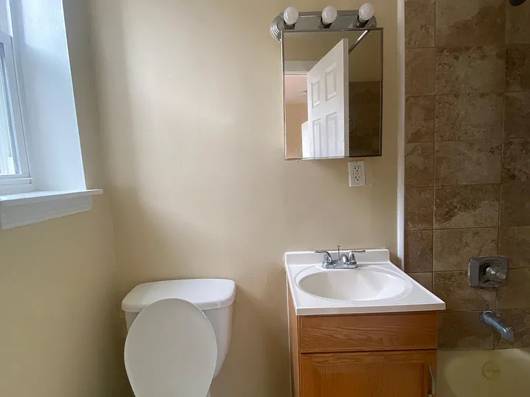 68 Sylvan Ave #6 — Photo 5