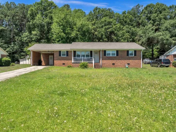 114 Fair Dr, Clinton, SC 29325