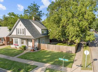 1402 S 9th St, Salina, KS 67401