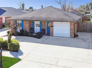 3233 Irish Bend Rd, Kenner, LA 70065