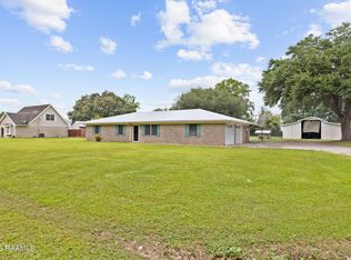 1116 Briar Patch Rd, Broussard, LA 70518