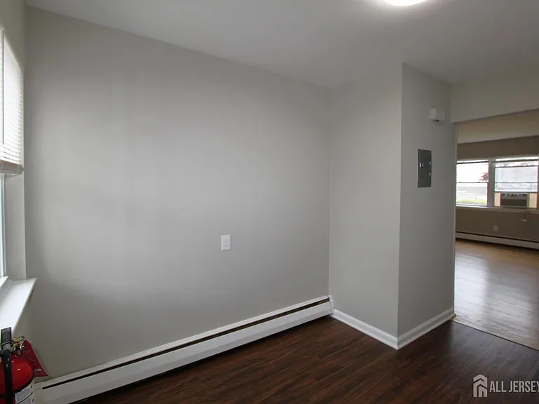250 Penn Ave #2A — Photo 8