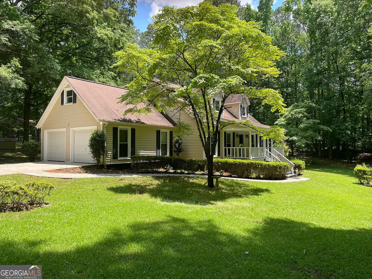 3 bed, 2.5 bath, 1630 sqft, $3,500 — Photo 2