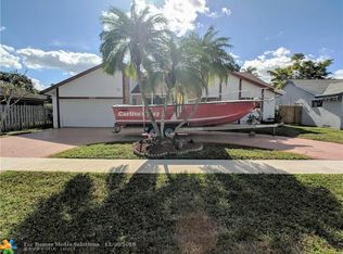 9442 NW 43rd Ct, Sunrise, FL 33351