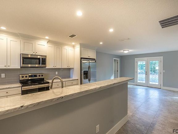 3rd image of 3 Potterville Ln