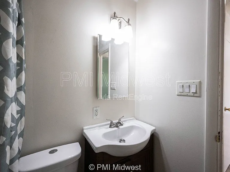 3146 Asbury St — Photo 11