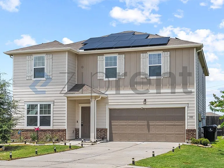 1021 Pin Cherry Ln — Photo 3