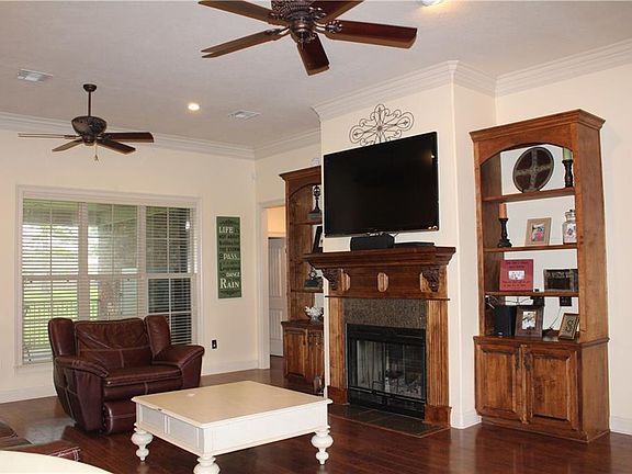 5th image of 2852 Christy Dr